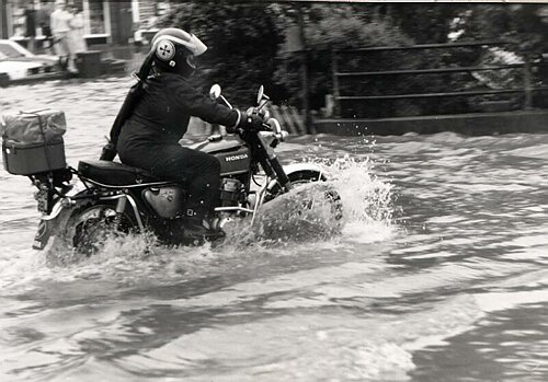 001 Motorbike.jpg